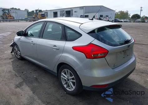 2017 Ford Focus Se z USA, uszkodzony, nr VIN 1FADP3K24HL267249